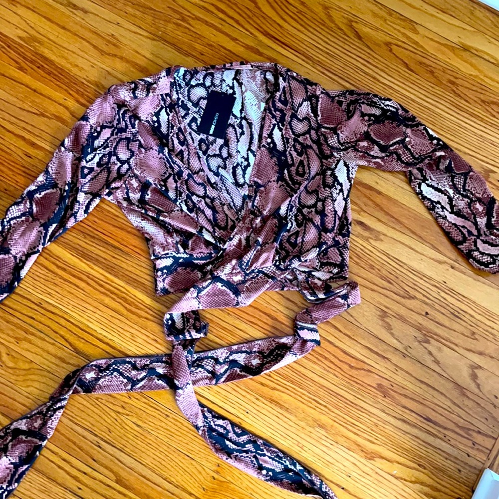 Snake skin print, wrap top! Never worn!